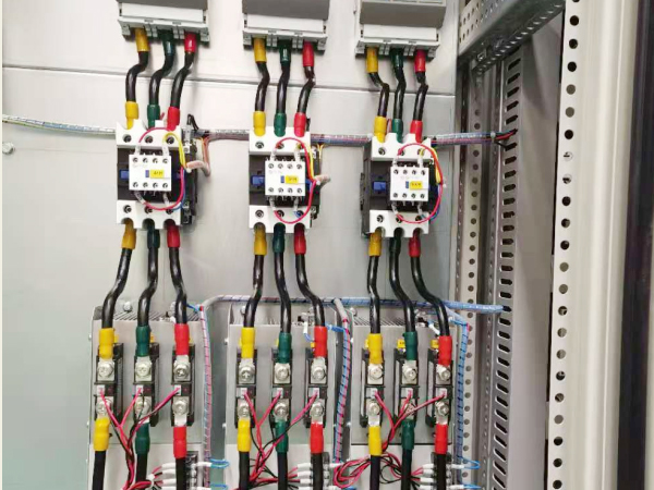 電控柜細(xì)節(jié)