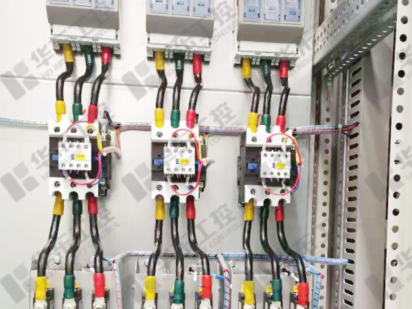 動力配電柜細節(jié)