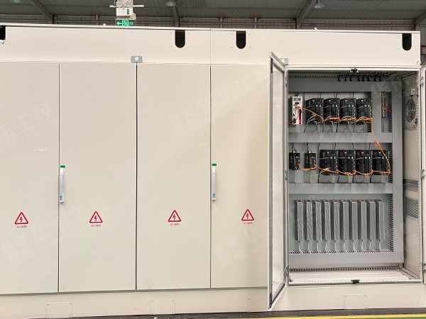 伺服控制柜選購要點(diǎn)：從性能到售后，全面解析如何選擇？